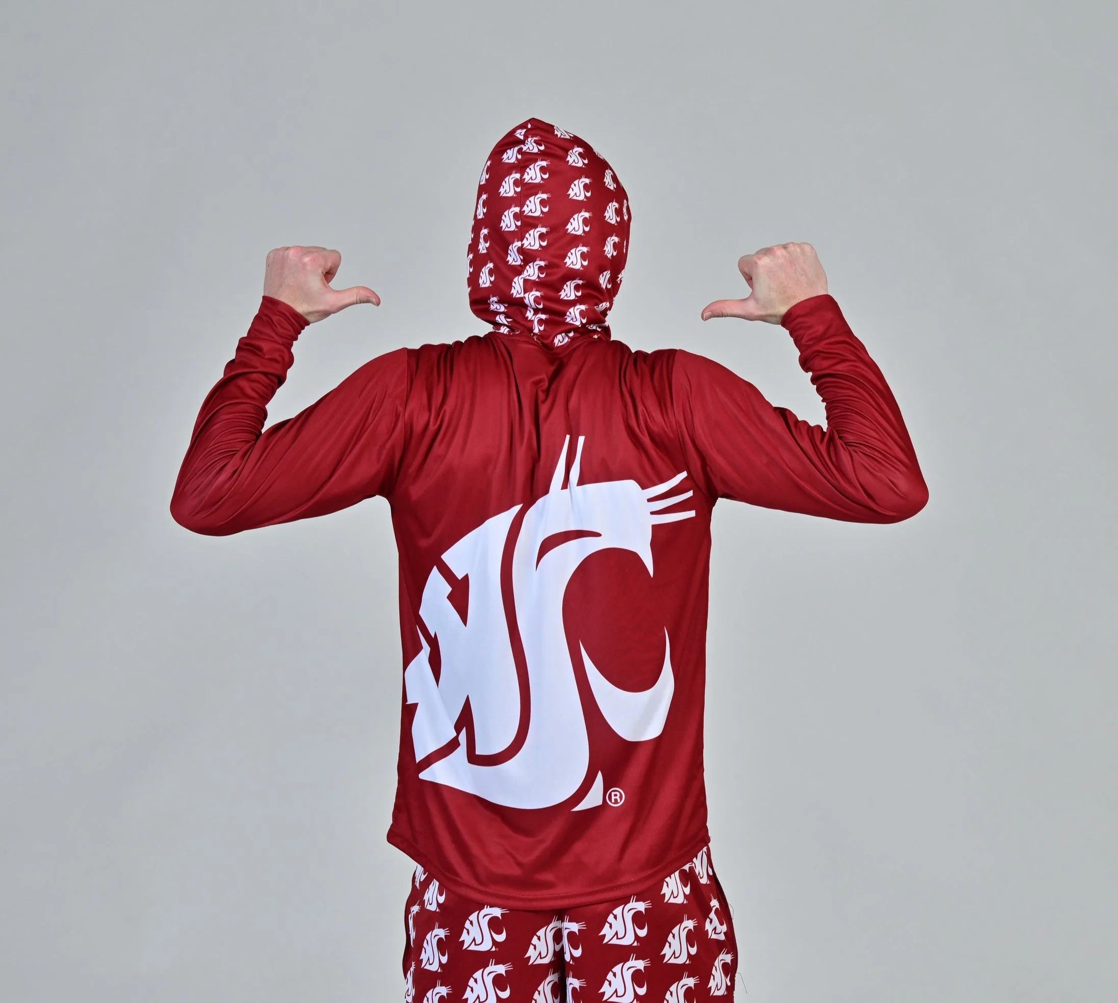 PLAY TO SCORE SPORTS GEAR